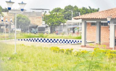 Unos 14 mil adultos mayores esperaban utilizar el club al finalizar la administración de María Eugenia Riascos. AFP