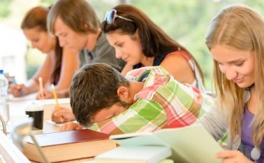 Adolescentes. Colprensa