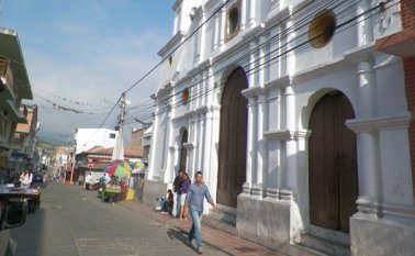 La Opinión