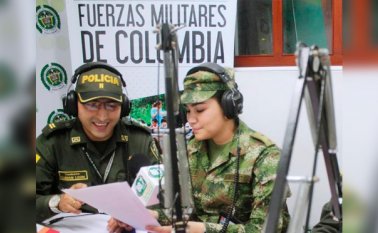 La estrategia llegará a los municipios de la región a través de las emisoras Colombia Estéreo y Radio Policía Nacional. Ejército Nacional