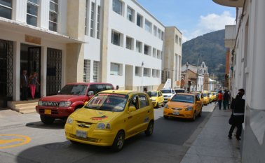 El gremio de los taxistas solicitó a las autoridades más acciones para evitar los atracos. Roberto Ospino
