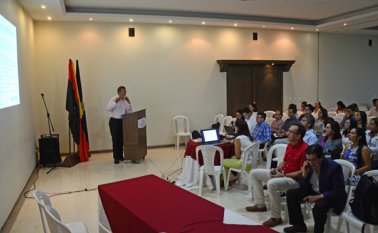 La vuelta a Colombia contra el zika arribó ayer a Cúcuta. El viceministro de Salud, Fernando Ruíz Gómez y las autoridades del ramo del departamento compartieron las acciones que se adelantan para el combate de la epidemia. Rodrigo Sandoval