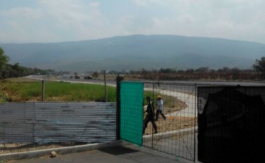 El puente de Tienditas sigue sin estrenarse, a pesar de que ya puede ser utilizado. Jean Javier García