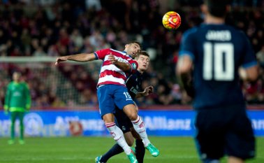 El Real Madrid quedó 4 puntos del líder Barcelona y a uno del Atlético de Madrid. AFP