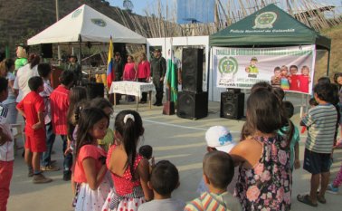 El lanzamiento de la escuela fue realizado en el barrio San Fermín de la comuna 1 de Ocaña. Policía Nacional