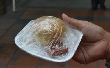 Portavoces del Ministerio de Educación señalaron que las alcaldías pueden dar contrapartidas para que en vez de complementos se den desayunos y almuerzos completos, pero que de eso se encarga el propio ente territorial.  Archivo