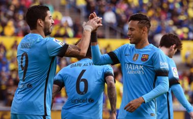 Luis Suárez y Neymar le dieron la victoria al Barcelona. AFP