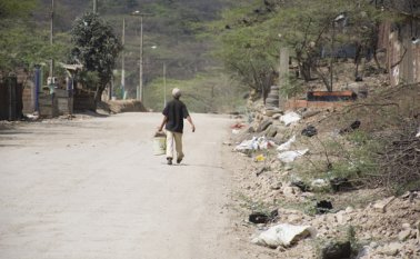 Unas 33 familias viven en la vía principal de la vereda El Paraíso Perdido. Juan Pablo Bayona