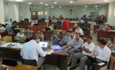 Por primera vez en 12 años, todos los gerentes de las empresas de servicios públicos acudieron al foro convocado por el Concejo para debatir el tema de las tarifas que se cobra a los usuarios. Orlando Carvajal