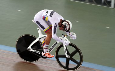 El ciclista antioqueño es una de las cartas principales junto a Fernando Gaviria que tiene Colombia para pelear la medalla de oro en el Mundial de pista que comienza hoy en Londres. Colprensa