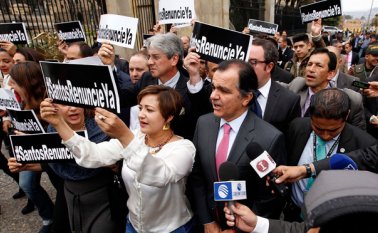 El CD acusó a Santos de "perseguir judicialmente al uribismo". Colprensa