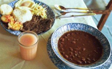 La sal puede ser beneficiosa para regular la digestión y controlar el agua en el organismo. Colprensa