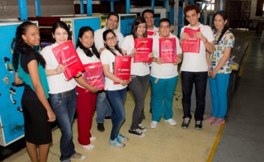 Los estudiantes aprendieron sobre los procesos de producción, comercialización y distribución del diario. Alfredo Estévez