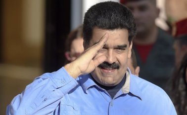 Nicolas Maduro dijo que "todo parece indicar que se trata de un grupo paramilitar". AFP