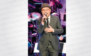 Blades pide también que se ofrezcan más espacios públicos a las mujeres, nombrándolas en puestos ministeriales y entidades gubernamentales. Archivo