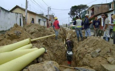 Uno de los mayores temores es que ecopetrol, por sus problemas financieros, no cumpla con los compromisos adquiridos con el departamento, como principal financiador del Acueducto Metropolitano de Cúcuta. Archivo