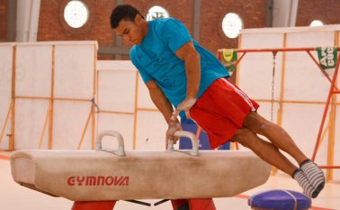 Javier Sandoval es santandereano, pero hace once años representa los colores rojinegros. Archivo