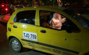 En el vehículo, se pueden observar los impactos de bala recibidos. Rodrigo Sandoval