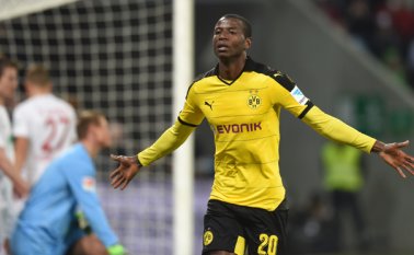 El equipo del colombiano está a la caza del líder de la Bundesliga, Bayern Munich AFP