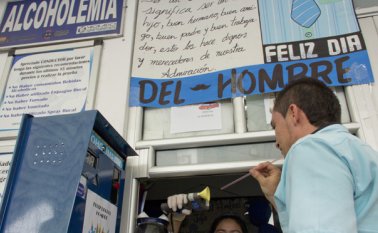 Todos los conductores de la terminal de transporte de Cúcuta deben pasar por el control de alcoholemia, y quien presente algún grado no se le permitirá partir con su bus. Alfredo Estévez