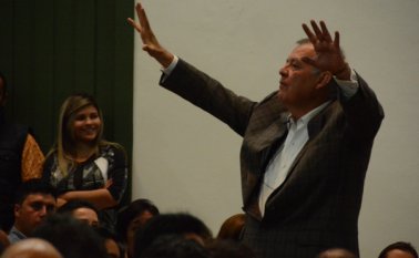 Para el demandante es evidente que en el momento de que la Corte Suprema ternó a Alejandro Ordóñez para ser reelegido, varios magistrados tenían familiares trabajando en importantes cargos en la Procuraduría, lo que consideró una flagrante violación a la norma. Roberto Ospino