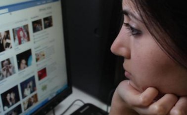 Los encuestados tenían entre 19 y 32 años y usaban sus redes sociales en promedio 61 minutos diarios. Internet