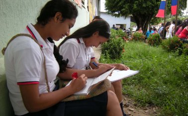 Según la secretaria de Educación, no existen maestros fantasma y pidió a la ministra Parody entregar los nombres para demostrar que sí existen. 
 Archivo