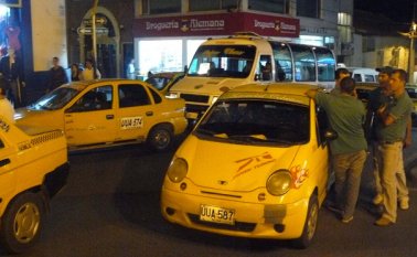 Personal de la Secretaría de Tránsito socializará el diplomado en las empresas de transporte. En 15 días se abren las inscripciones. Archivo