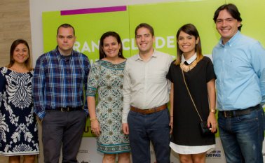 En la foto participaron Adriana Toro, Christian Flórez, Alley Parra, Alejandro Peláez, Lina Garcés y Wilmar Cepeda. Alfredo Estévez