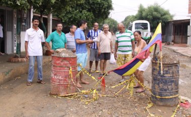 Las calles están en mal estado hace más de diez años. Mario Caicedo