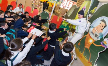 Actividades para niños y jornadas de lectura en voz alta hacen parte de los atractivos que trae este año la Feria Internacional del Libro de Bogotá. Colprensa
