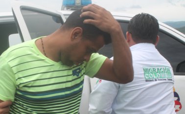 Estaba prófugo de la justicia del vecino país y evadido de sus funciones policiales. Cortesía