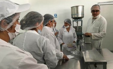 En el Iser se están ofertando a las comunidades de Pamplona cursos sobre procesamiento de lácteos. Cortesía