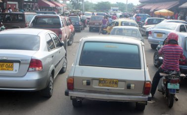 En solo motocicletas hay unas 12 mil transportando pasajeros. Archivo