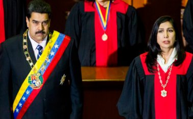 A juicio de la oposición, el Tribunal Supremo de Justicia (TSJ) está abiertamente al servicio del gobierno de Maduro. Internet
