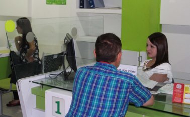 A las personas que están en mora se les ofrecen acuerdos de pago para que se puedan poner al día. Archivo