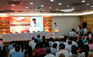 Diego Mora, director de la Unidad Nacional de Protección, durante el Foro Nacional de Diputados por la Paz y la Democracia. Rodrigo Sandoval