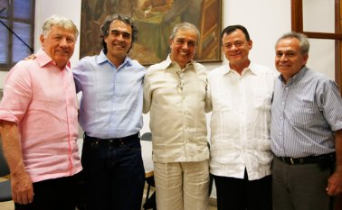 Jorge Maldonado, Sergio Fajardo, Patrocinio Ararat, Julio García Herreros y Álvaro Carvajal. Alfredo Estévez