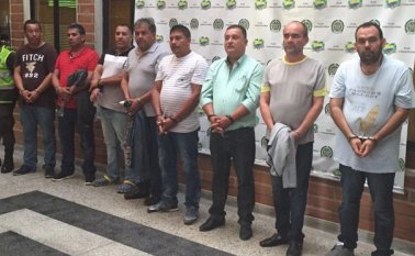 En la imagen aparecen ocho de los catorce ‘pelusos’ detenidos en las últimas semanas, señalados de ser los responsables de traficar con la coca del Catatumbo en alianza con carteles mexicanos. Archivo