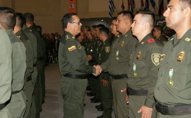 Por su trabajo en San Cayetano, Los Patios, Villa del Rosario, Puerto Santander, El Zulia y Cúcuta fueron premiados 30 uniformados. Policía Nacional