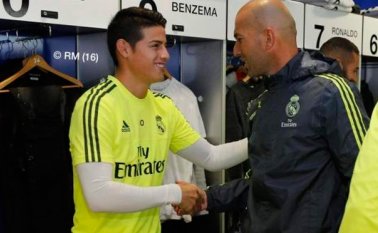 James Rodríguez y Zinedine Zidane. Colprensa