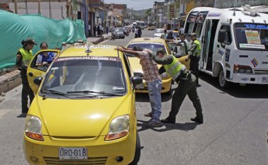 Entraron en acción planes especiales que se mantendrán vigentes las 24 horas del día y hasta que se restablezcan plenamente el clima de seguridad en toda la ciudad. Mario Caicedo