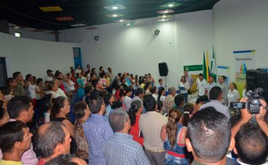 En el auditorio de la Biblioteca Pública Chaid Neme se cumplió el segundo encuentro comunitario. Javier Sarabia