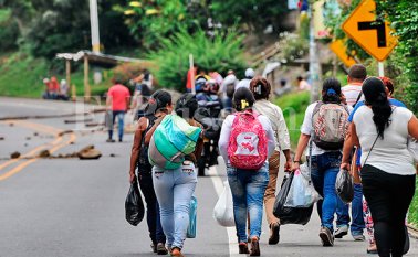 La vía Panamericana, que conduce de Cali a Popayán, es uno de los focos de protestas. Colprensa