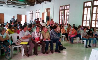 Los líderes de las asociaciones comunitarias reiteran su petición a los gobiernos de ampliar la información sobre la paz territorial. Cortesía