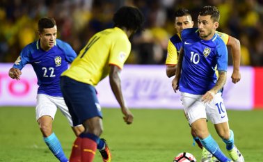 Brasileños y ecuatorianos marcha en segundo puesto de la llave con un punto per cápita, detrás de Perú. AFP