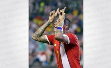 El panameño Blas Pérez figura con su selección es uno de los jugadores más recordados en el Cúcuta Deportivo. AP