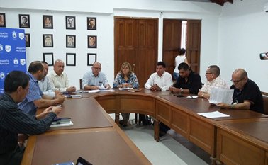 Los alcaldes de la zona señalaron que las tres regiones se caracterizan por "poseer los mayores niveles de necesidades básicas insatisfechas, a lo que se suma la presencia de "todos los actores del conflicto armado. Asomunicipios