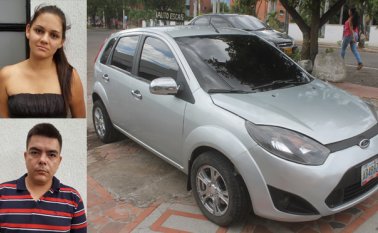 La pareja fue interceptada cuando se movilizaba en este vehículo. Cortesía