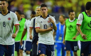 Jugadores de la selección Colombia al final del encuentro. AFP